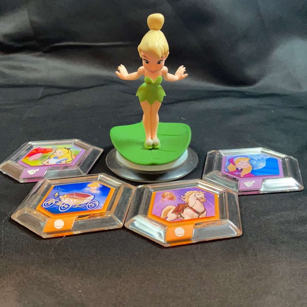 Disney infinity 2.0 and later tinker bell and discs.